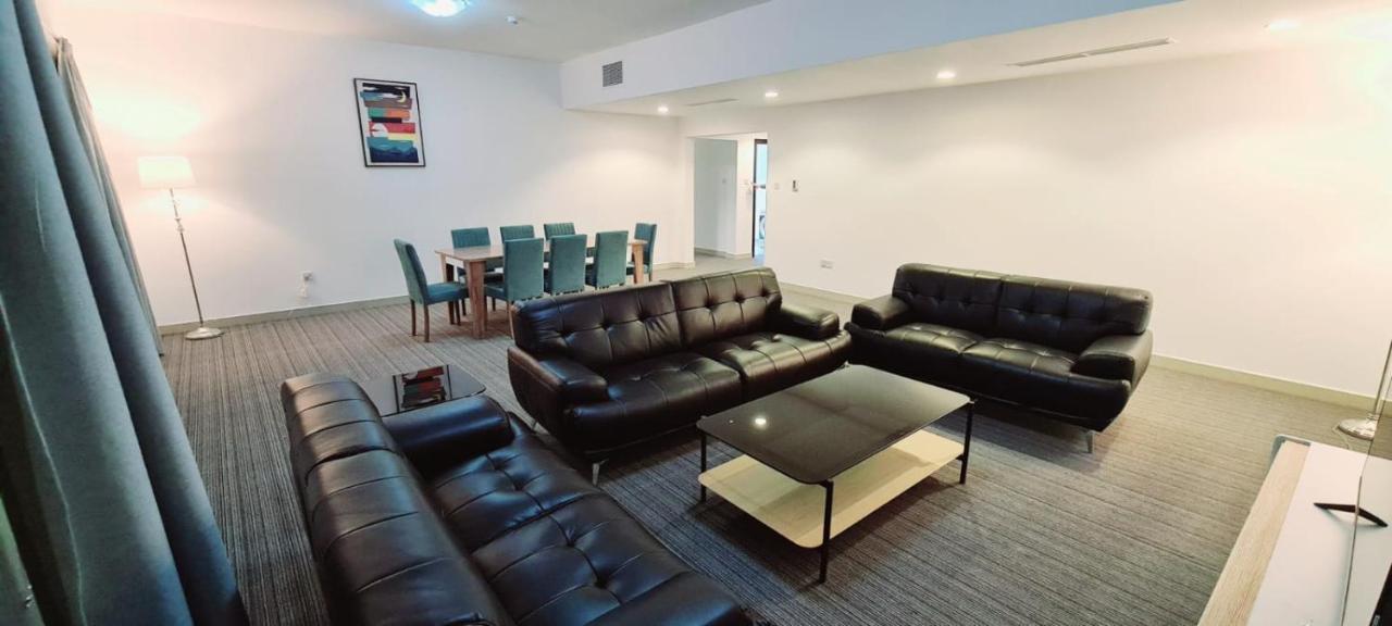 Havana Holiday Homes In Al Garhoud دبي المظهر الخارجي الصورة