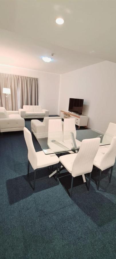 Havana Holiday Homes In Al Garhoud دبي المظهر الخارجي الصورة