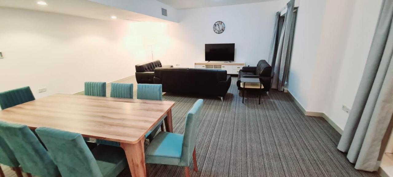 Havana Holiday Homes In Al Garhoud دبي المظهر الخارجي الصورة